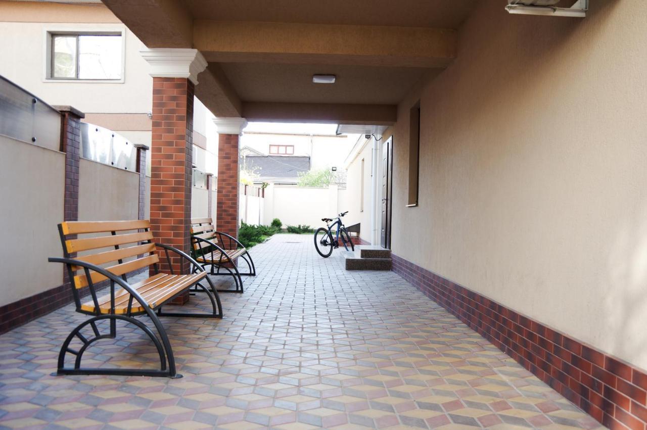 Chiernomorskie Apartamenty 敖德萨 外观 照片